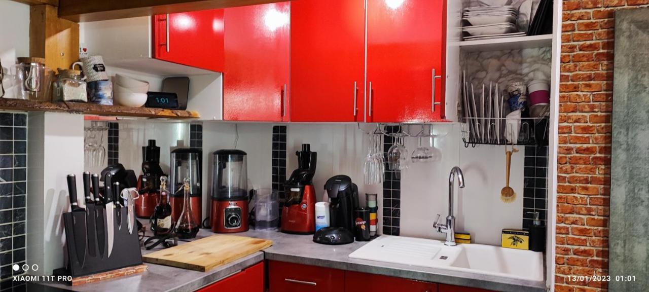 Magnifique studio au coeur du Marais Paris Extérieur photo